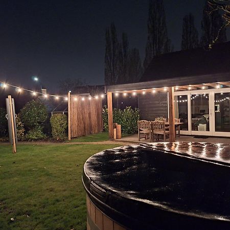 In De Bocht - Hottub Sauna Gemonde المظهر الخارجي الصورة