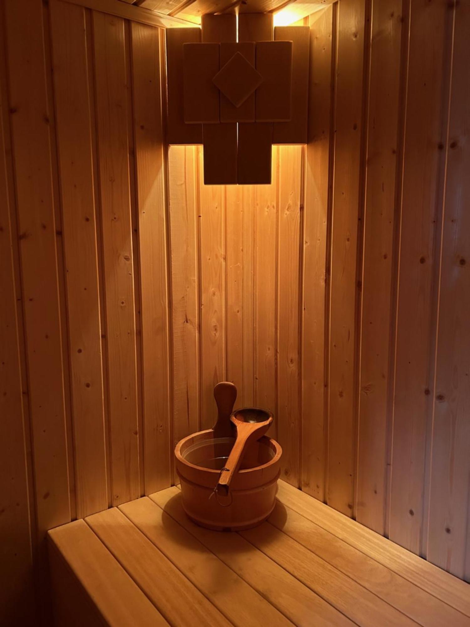 In De Bocht - Hottub Sauna Gemonde المظهر الخارجي الصورة